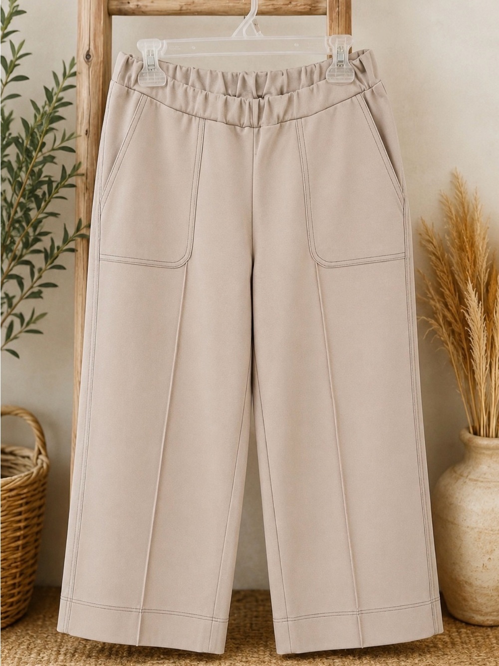 Vilagallo Beige Stretch Knit Wide Leg Crop Pants Contrast Stitch Pull-On